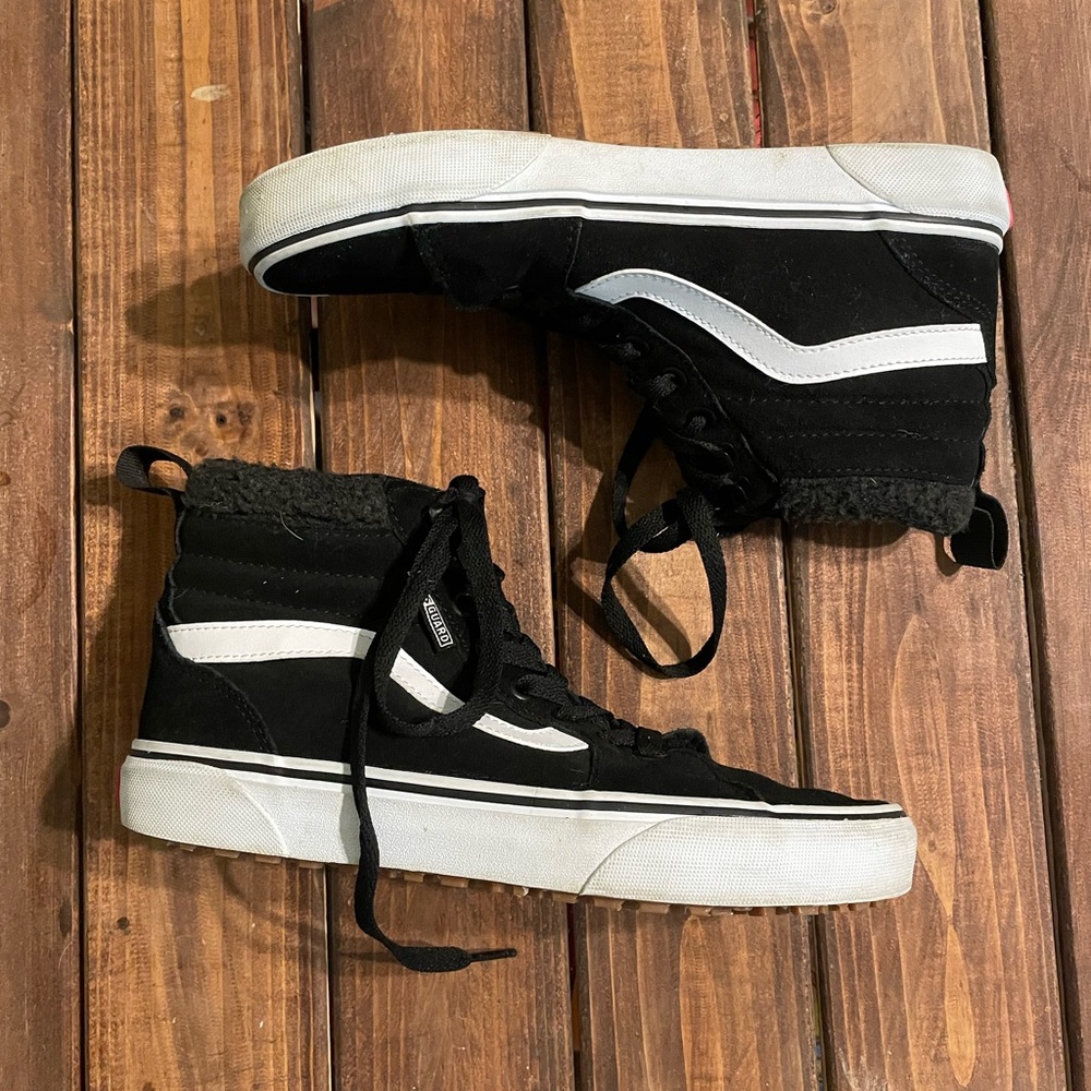 Vans Guard Black High Top Fur Shoes | Boot Style | 7.5 |